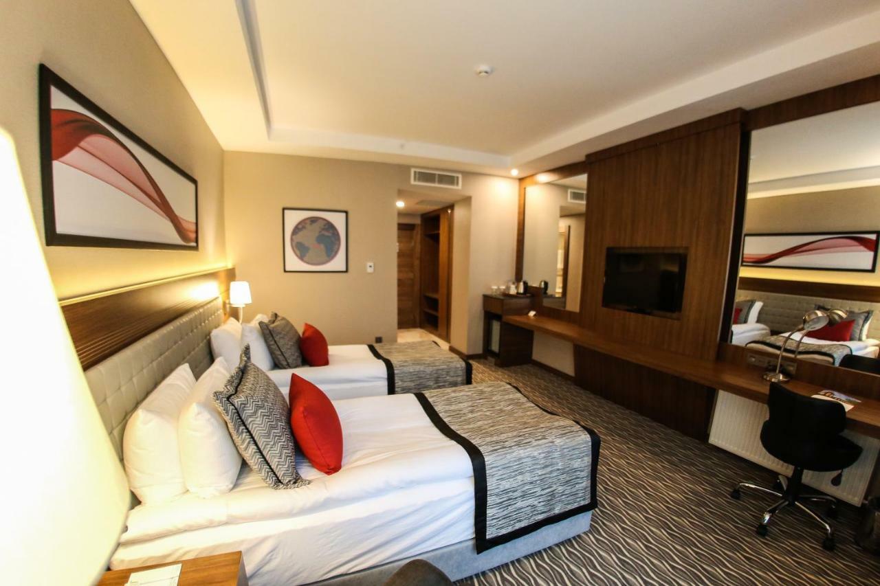 Hotel Ramada By Wyndham Nigde Esterno foto