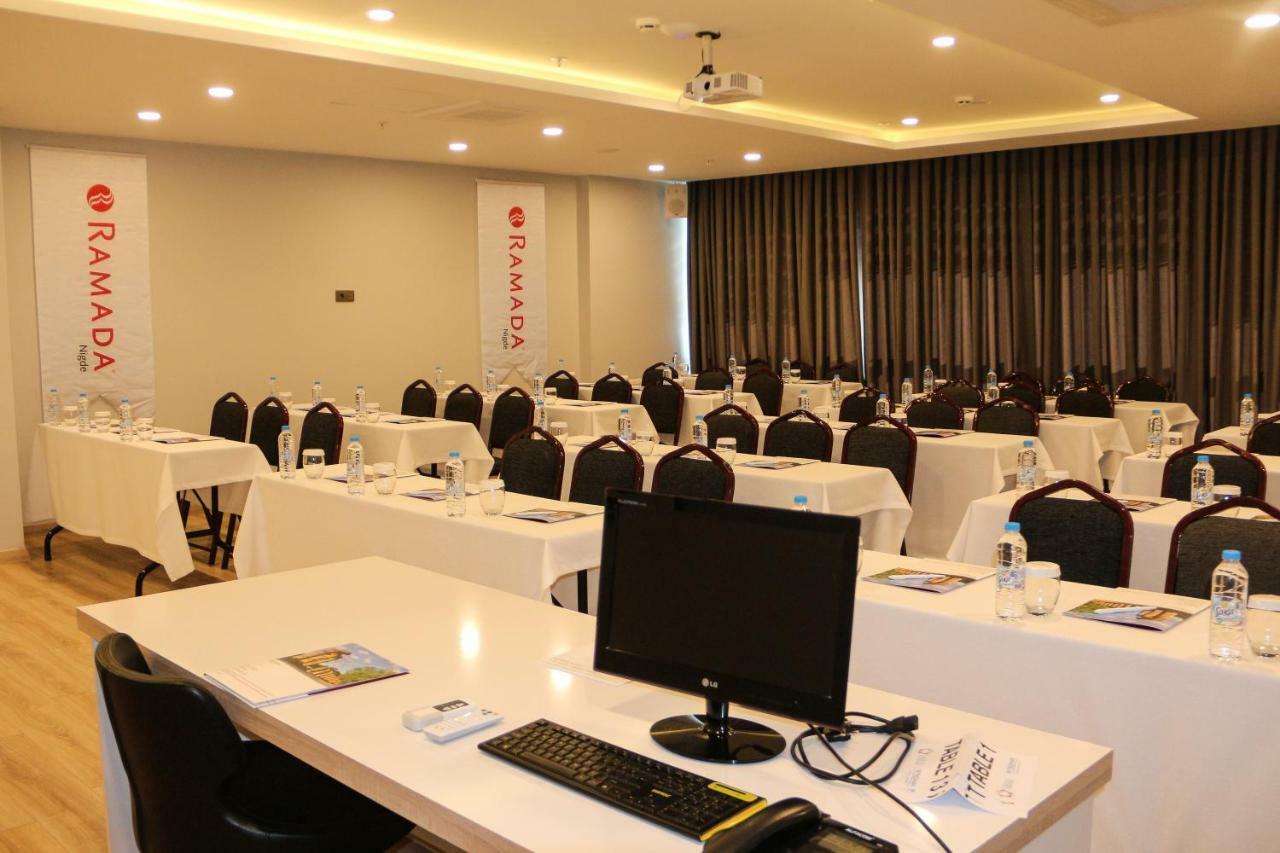 Hotel Ramada By Wyndham Nigde Esterno foto