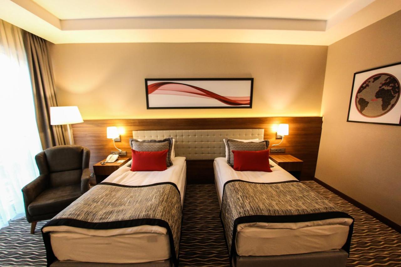 Hotel Ramada By Wyndham Nigde Esterno foto