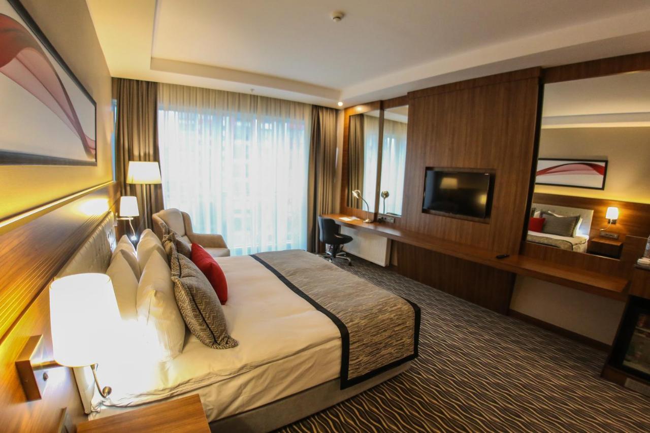 Hotel Ramada By Wyndham Nigde Esterno foto
